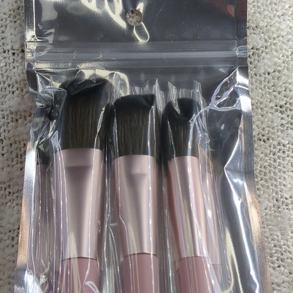 JAZMINE BEAUTY Complexion Brush Trio, Three Piece Brush Set - Picture 3 of 5